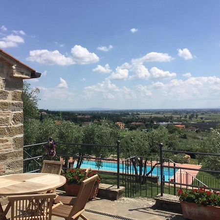 Agriturismo Borgo Tra Gli Olivi Castiglion Fiorentino Exterior foto