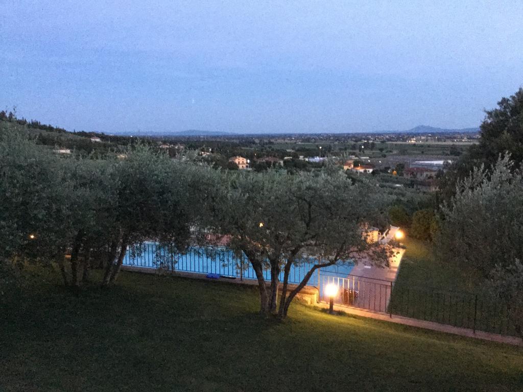Agriturismo Borgo Tra Gli Olivi Castiglion Fiorentino Exterior foto