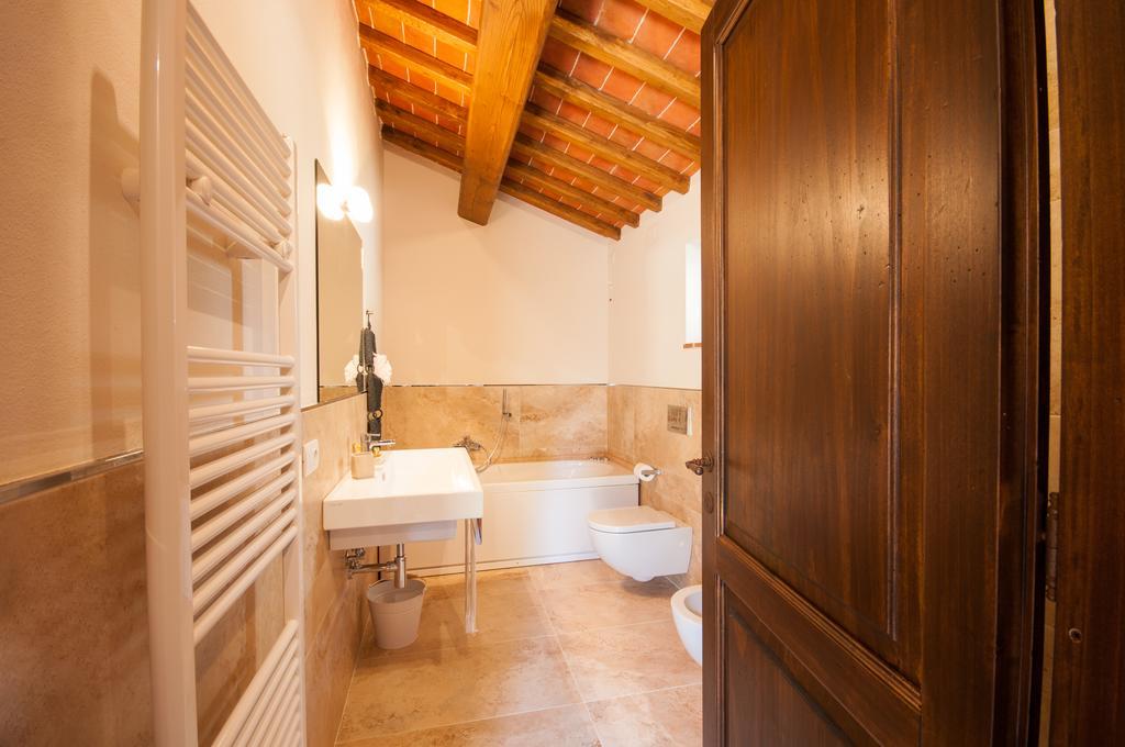 Agriturismo Borgo Tra Gli Olivi Castiglion Fiorentino Exterior foto