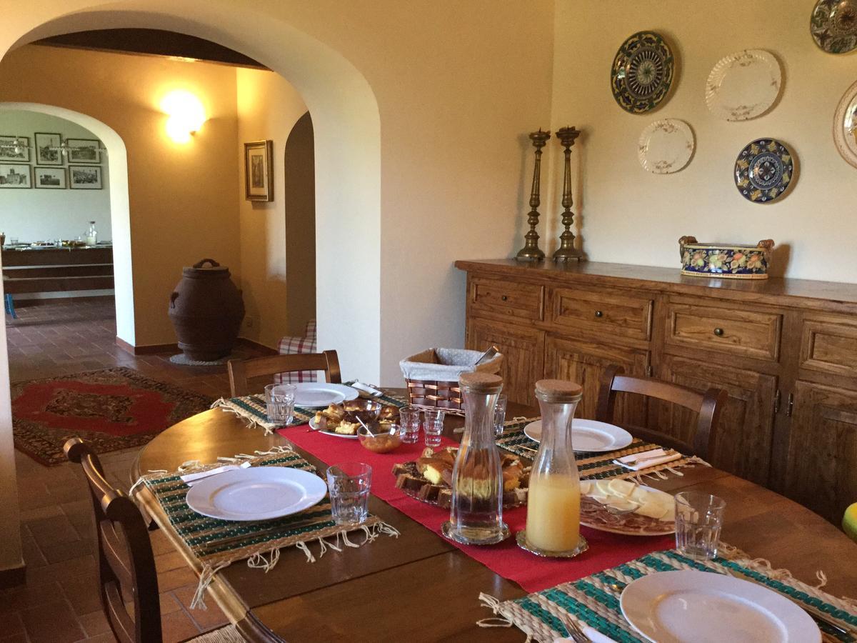 Agriturismo Borgo Tra Gli Olivi Castiglion Fiorentino Exterior foto